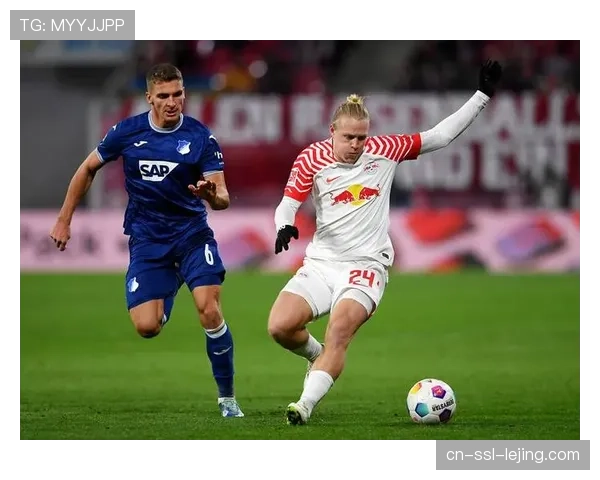 莱比锡红牛公布比赛大名单，两员防守悍将回归